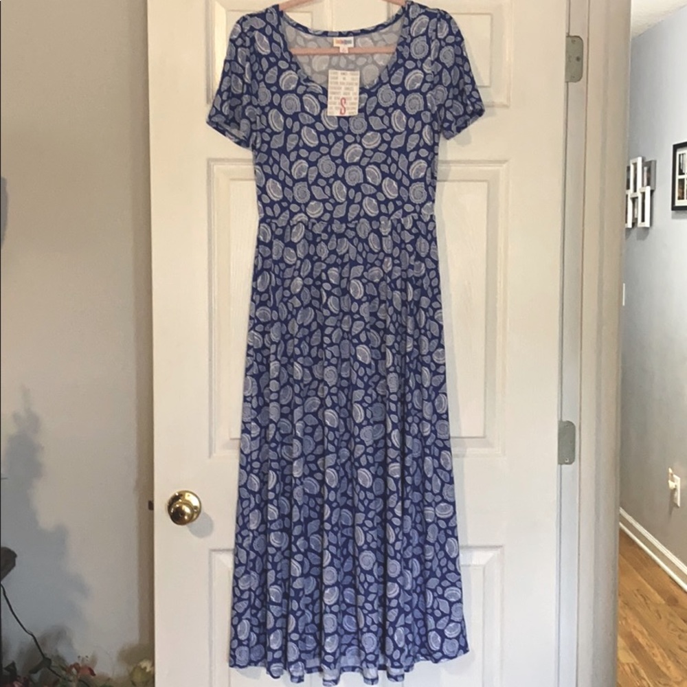LuLaRoe Riley size S NWT